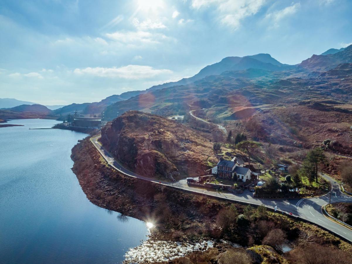 Bryn Elltyd Eco House Pensionat Blaenau Ffestiniog Exteriör bild