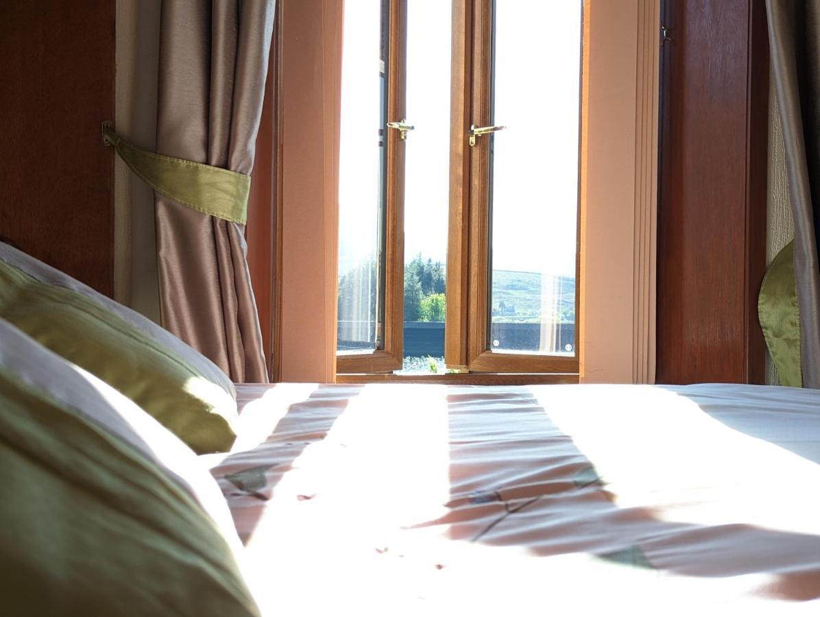 Bryn Elltyd Eco House Pensionat Blaenau Ffestiniog Exteriör bild