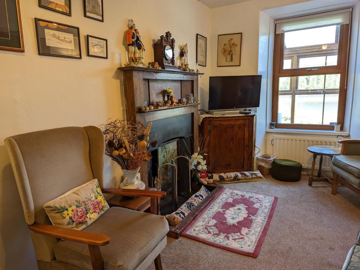 Bryn Elltyd Eco House Pensionat Blaenau Ffestiniog Exteriör bild