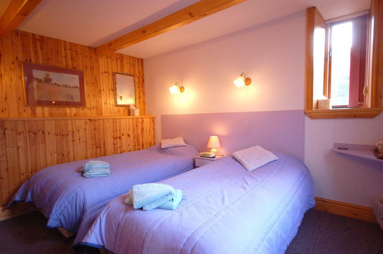 Bryn Elltyd Eco House Pensionat Blaenau Ffestiniog Exteriör bild