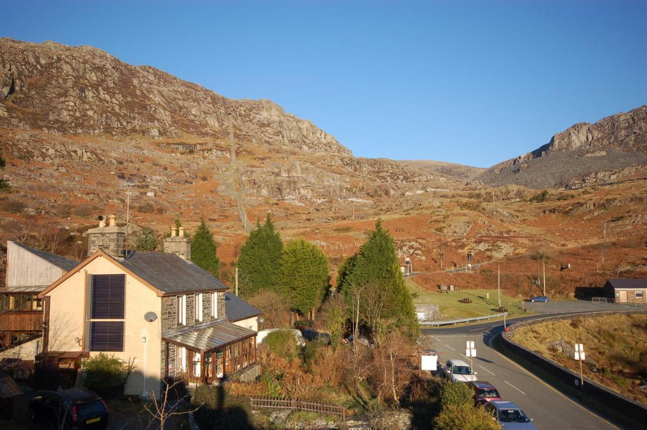 Bryn Elltyd Eco House Pensionat Blaenau Ffestiniog Exteriör bild